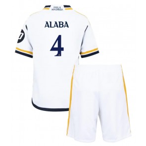 Real Madrid David Alaba #4 Hemmaställ Barn 2023-24 Kortärmad (+ Korta byxor)